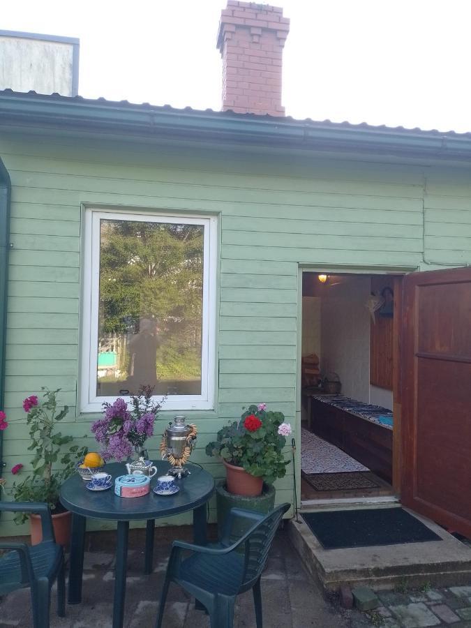 House, Garden & Sauna. Free Parking. Train Stop-200 M. Sea-1 Km. Jūrkalne 외부 사진